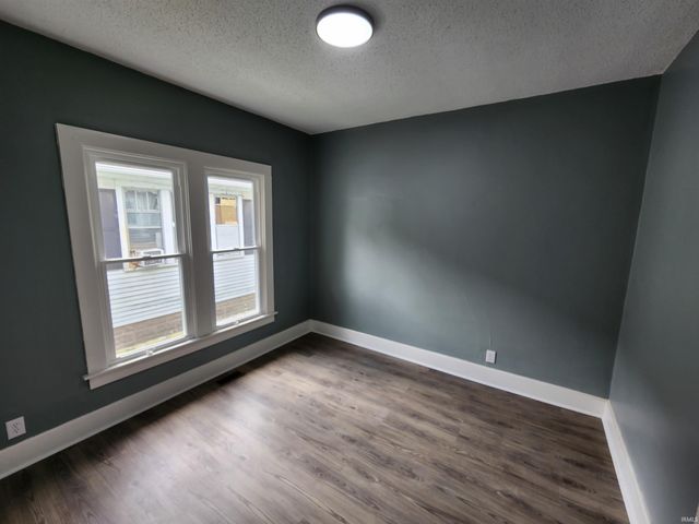 1550 S Morton Avenue, Evansville, IN 47713