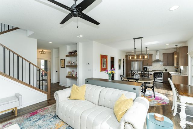 1870 Hadley Hills Drive NE, Rochester, MN 55906