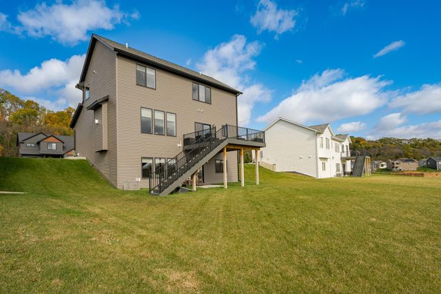 1870 Hadley Hills Drive NE, Rochester, MN 55906