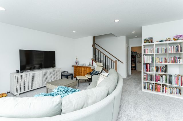 1870 Hadley Hills Drive NE, Rochester, MN 55906