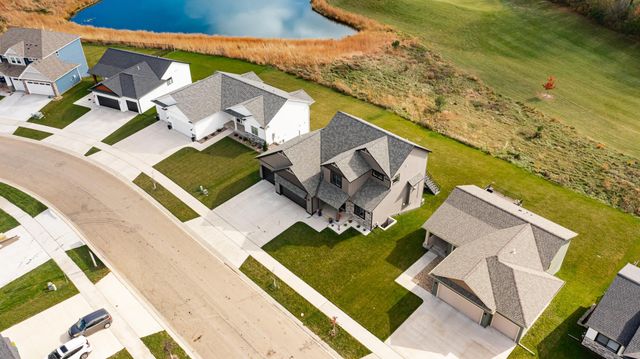 1870 Hadley Hills Drive NE, Rochester, MN 55906