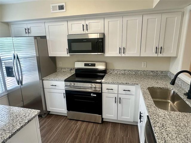 9606 Mason Creek RD, Norfolk, VA 23503