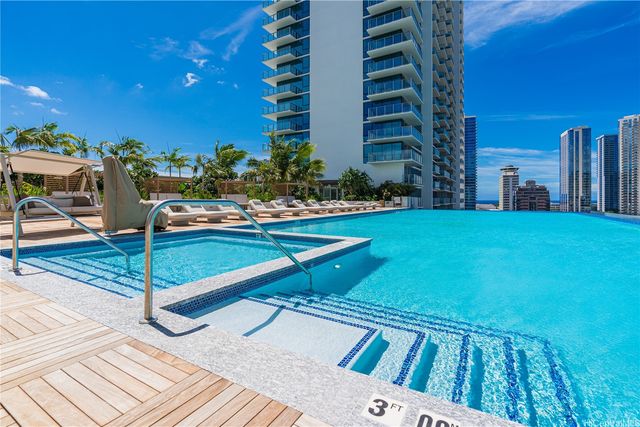 1515 Liona Street 708, Honolulu, HI 96814