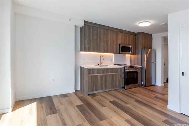 1515 Liona Street 708, Honolulu, HI 96814