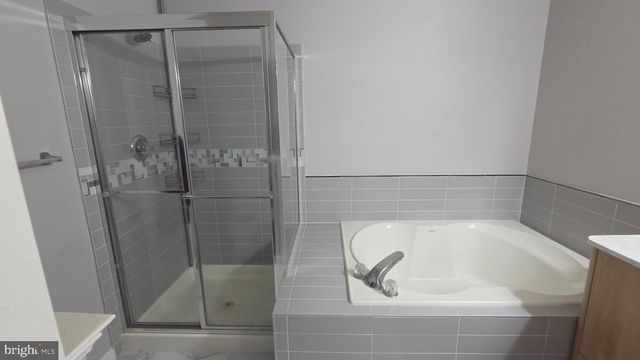 43533 LAIDLOW STREET, Chantilly, VA 20152