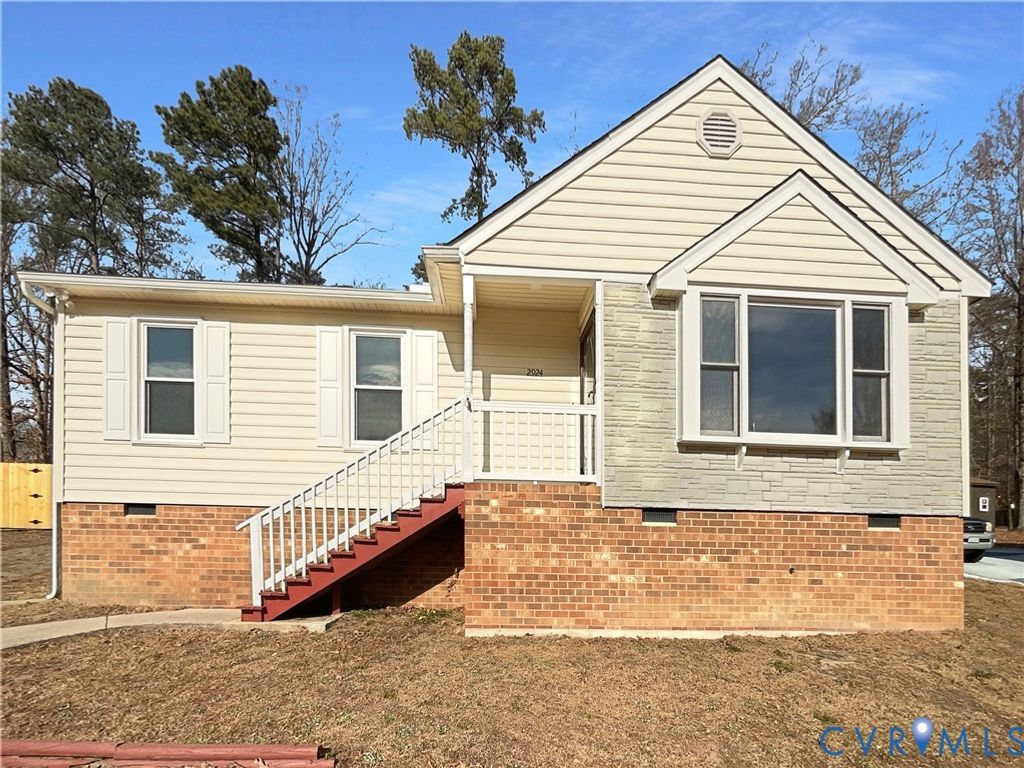 2924 Sand Hills Dr, Chester, VA 23831