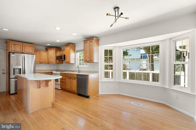 1454 PARKVALE CT, Herndon, VA 20170