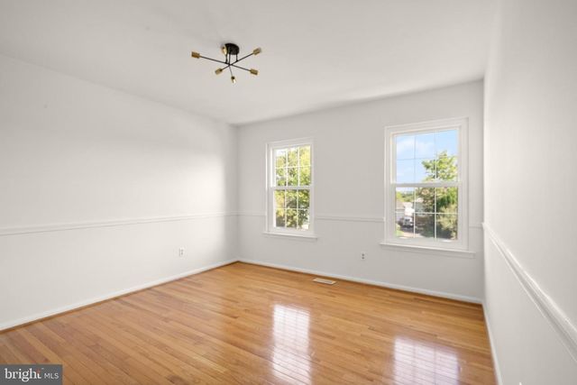 1454 PARKVALE CT, Herndon, VA 20170