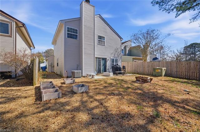 5444 Chatham Lake DR, Virginia Beach, VA 23464