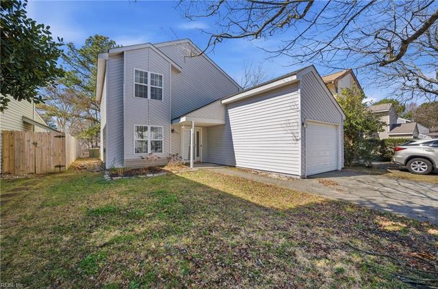 5444 Chatham Lake DR, Virginia Beach, VA 23464