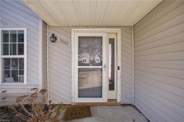 5444 Chatham Lake DR, Virginia Beach, VA 23464