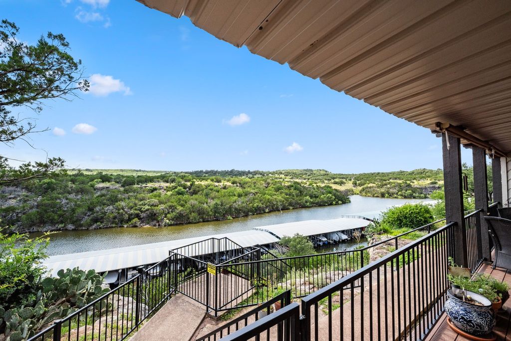 3033 Hells Gate Loop D101, Strawn, TX 76475