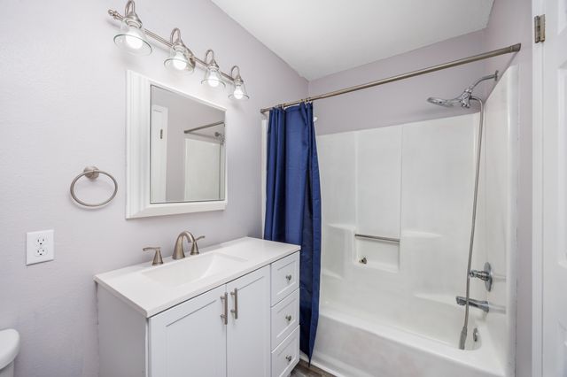 439 Waterway Lane, Fort Walton Beach, FL 32547