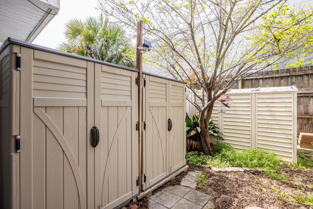 439 Waterway Lane, Fort Walton Beach, FL 32547