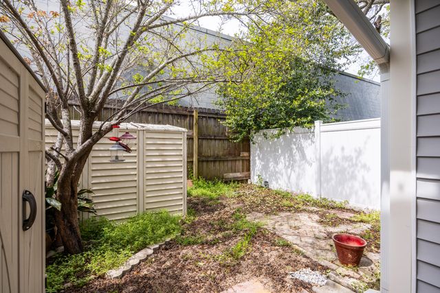 439 Waterway Lane, Fort Walton Beach, FL 32547