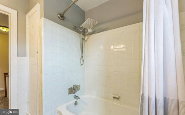 2864 CUSHING RD, Camden, NJ 08104