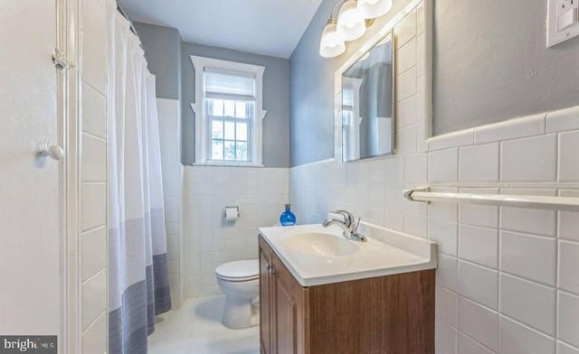 2864 CUSHING RD, Camden, NJ 08104