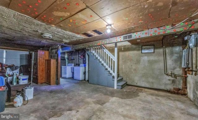 2864 CUSHING RD, Camden, NJ 08104