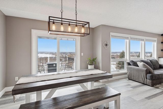 932 Farmers Ridge Trail, Belle Plaine, MN 56011