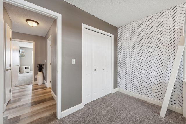 932 Farmers Ridge Trail, Belle Plaine, MN 56011