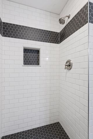 932 Farmers Ridge Trail, Belle Plaine, MN 56011