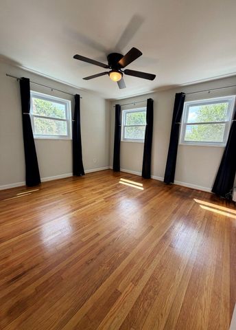 113 S GORDON ST, Alexandria, VA 22304