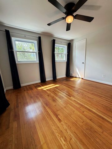 113 S GORDON ST, Alexandria, VA 22304