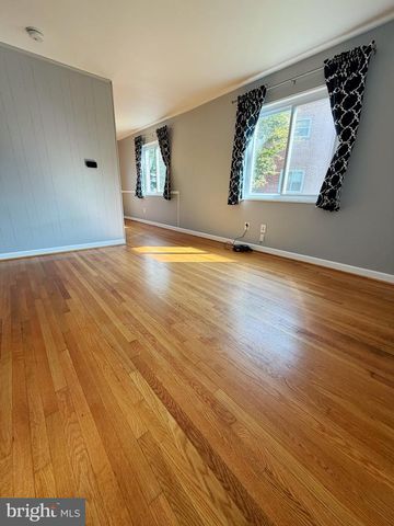 113 S GORDON ST, Alexandria, VA 22304