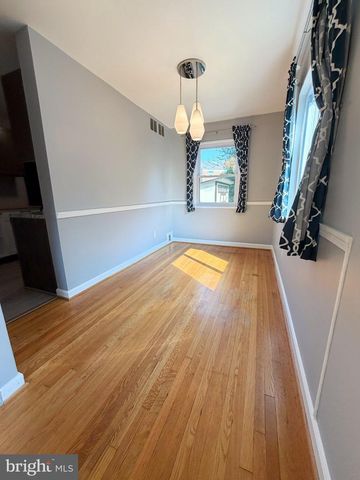 113 S GORDON ST, Alexandria, VA 22304