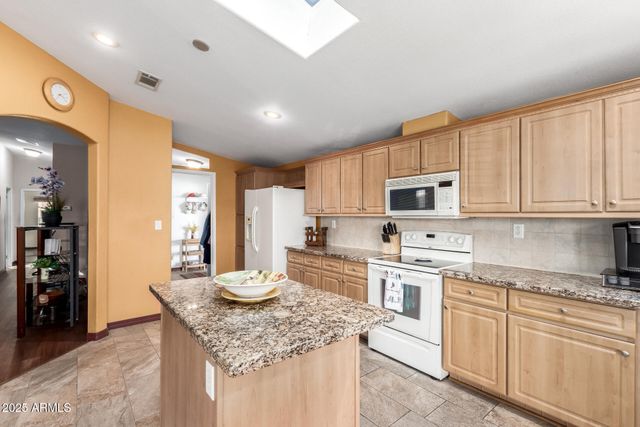 11201 N EL MIRAGE Road F16, El Mirage, AZ 85335