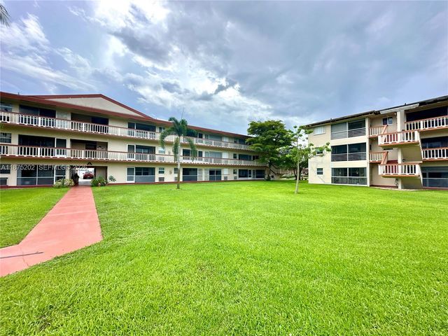 5300 Washington Street A139, Hollywood, FL 33021