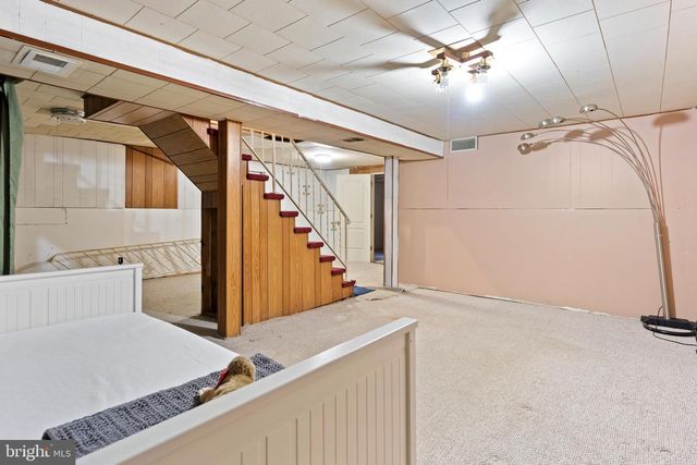 16 NISSLEY DR, Middletown, PA 17057