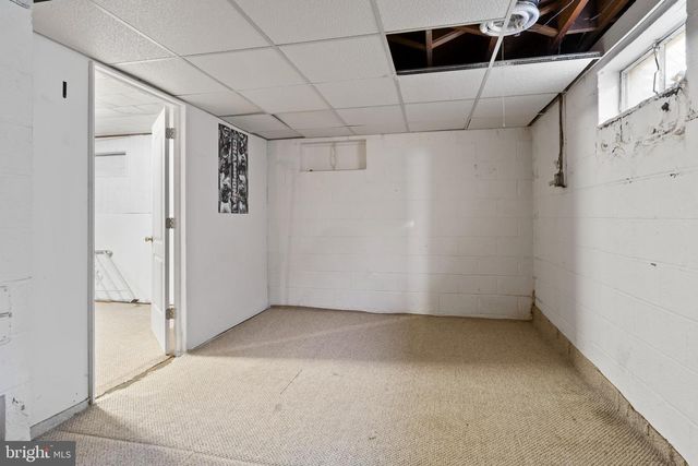 16 NISSLEY DR, Middletown, PA 17057