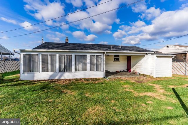 16 NISSLEY DR, Middletown, PA 17057