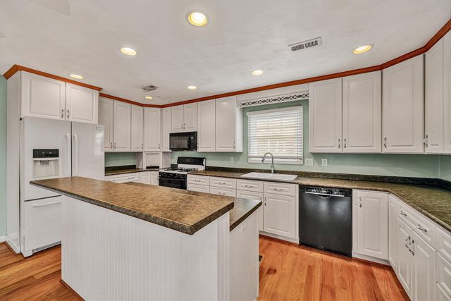 7633 Deer Branch RD, Roanoke, VA 24019