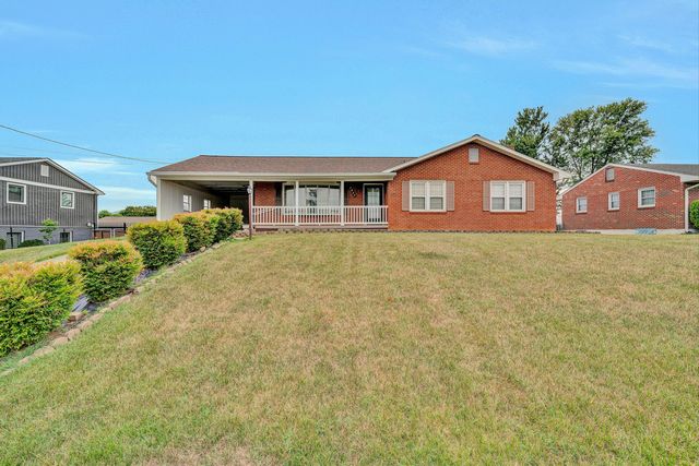 7633 Deer Branch RD, Roanoke, VA 24019
