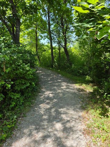 7633 Deer Branch RD, Roanoke, VA 24019