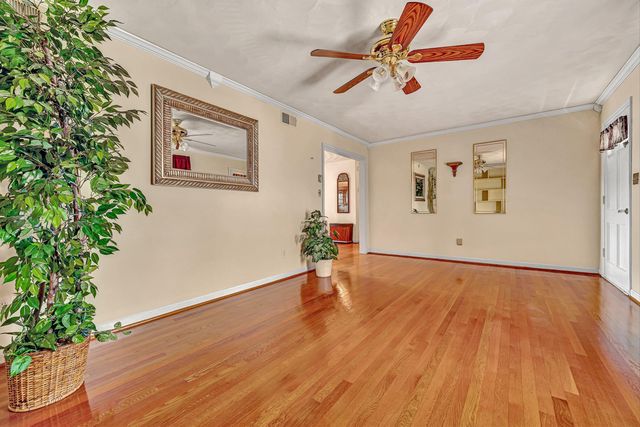 7633 Deer Branch RD, Roanoke, VA 24019