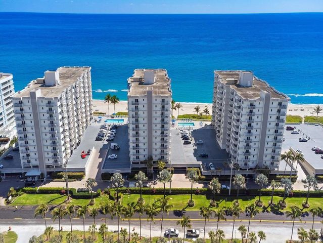 3215 S Ocean Boulevard 303, Highland Beach, FL 33487
