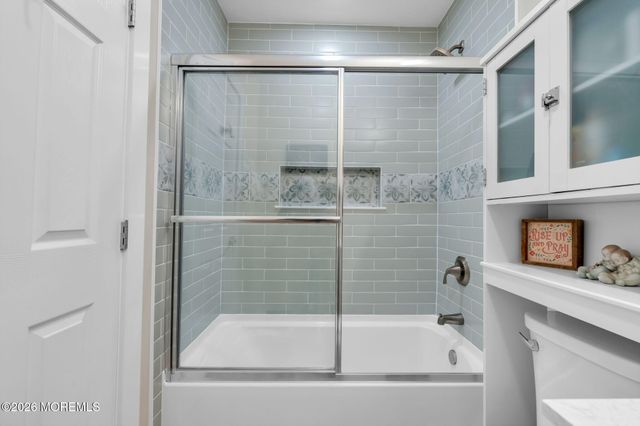 61 Falmouth Street, Toms River, NJ 08757