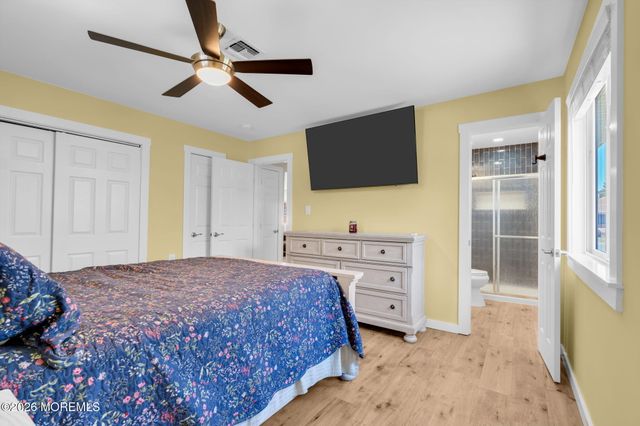 61 Falmouth Street, Toms River, NJ 08757