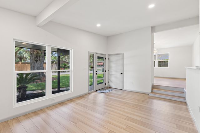 195 Marcia Drive, Mary Esther, FL 32569