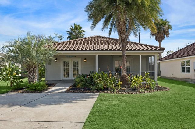 282 Debbie Lane, San Leon, TX 77539