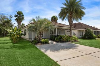 282 Debbie Lane, San Leon, TX 77539