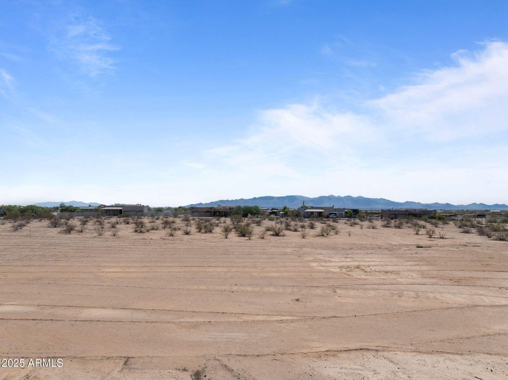 21151 W DUANE Lane -, Wittmann, AZ 85361 — photo 5