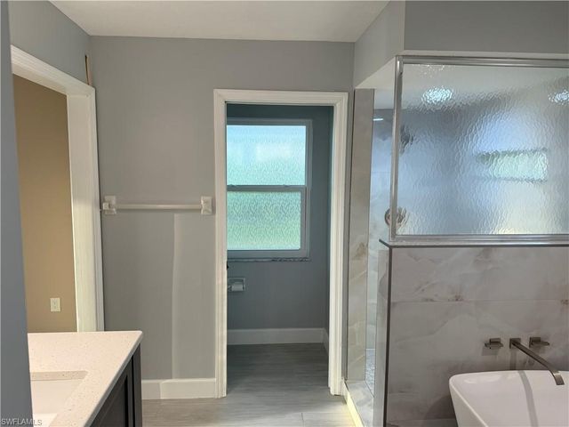 11574 Royal Tee CIR, Cape Coral, FL 33991