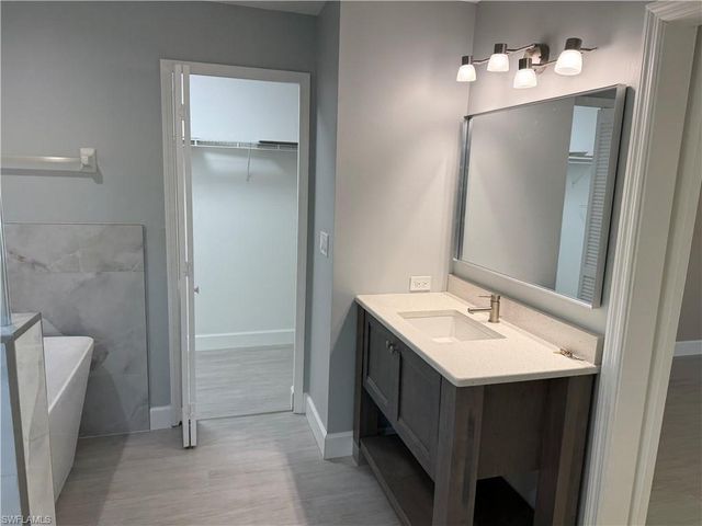 11574 Royal Tee CIR, Cape Coral, FL 33991