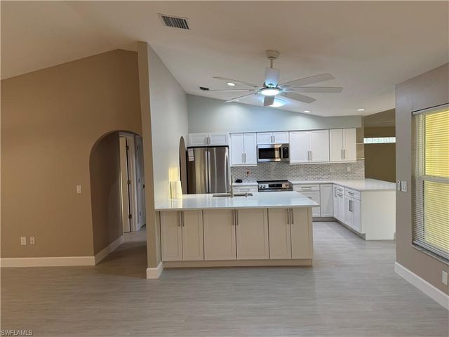 11574 Royal Tee CIR, Cape Coral, FL 33991