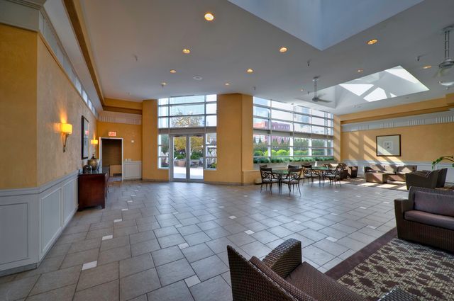 545 N Dearborn Street 2102, Chicago, IL 60654
