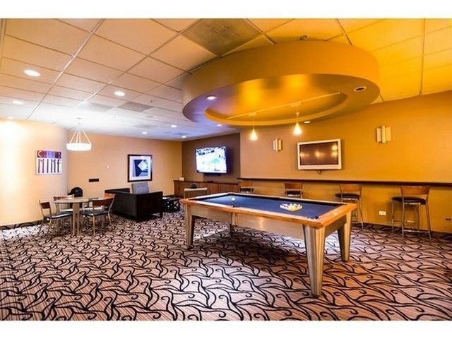 545 N Dearborn Street 2102, Chicago, IL 60654